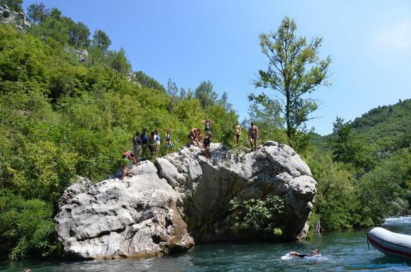 rafting pontonowy po Cetinie